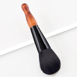 powder makeup brush